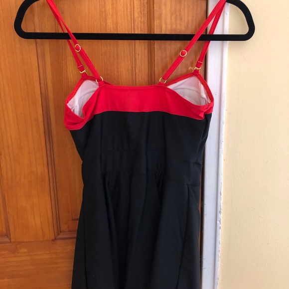 Swimming dress, black and red - Picture 2 of 4